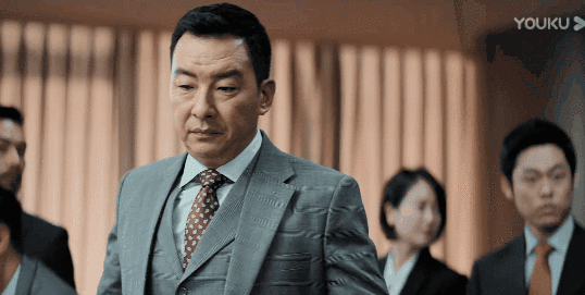 《平凡的荣耀》中的狮王!曲总的这套驭人之术,让满屏都是赞叹词