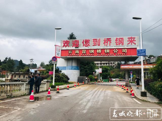 余秀华|这位获奖的“脑瘫诗人”说他跟余秀华不是一个类型