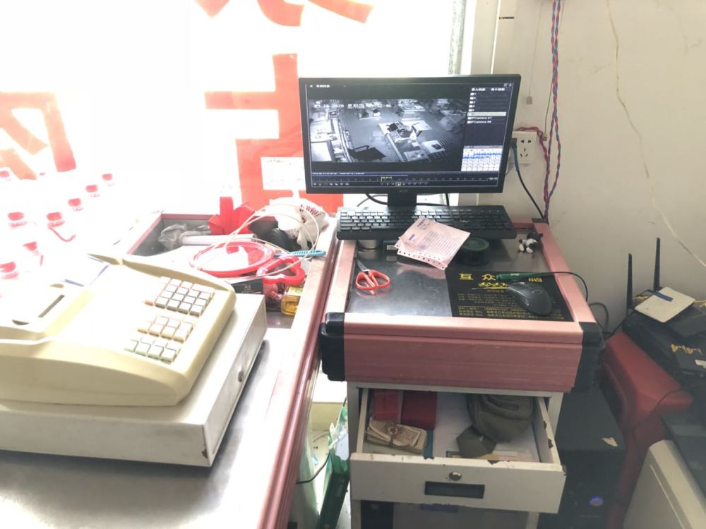 四名未成年人团伙盗窃海岸警察两天侦查将其抓获归案