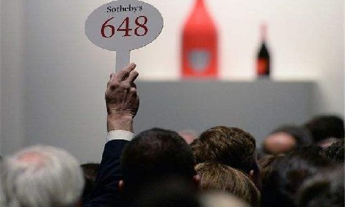 拍卖|人傻钱多？2亿买条鱼，与10倍利润挂钩，中国土豪在拍卖界火了