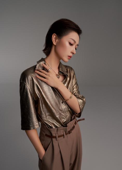 乘风破浪的姐姐|万茜被指隔空碰瓷！在和宁静同样的位置点痣，传后者不愿与其同台