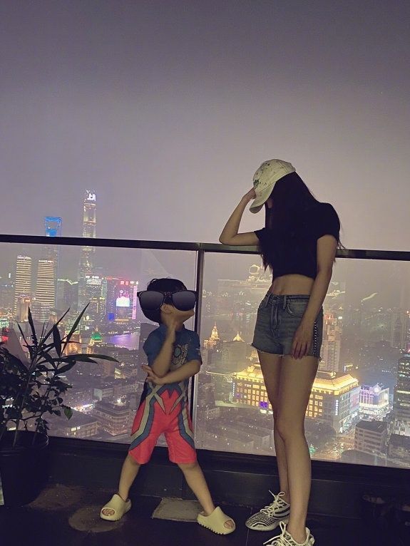 章子怡|章子怡大赞Baby演技进步，Baby首回应：为孩子做好榜样