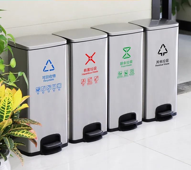 单位办公区须至少设置可回收物,有害垃圾,其他垃圾"三类"投放桶