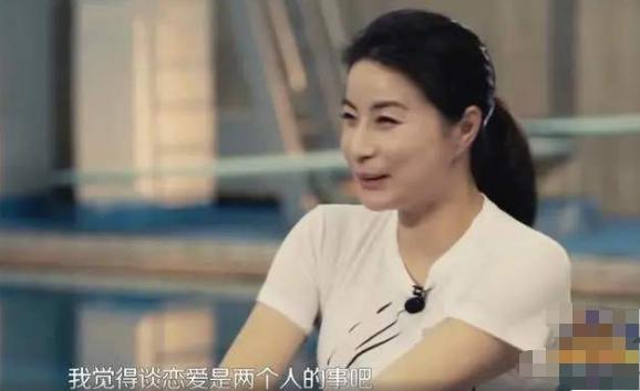 郭晶晶|郭晶晶霍启刚深夜约会，亲密照曝光：她凭什么成为“千亿儿媳”？