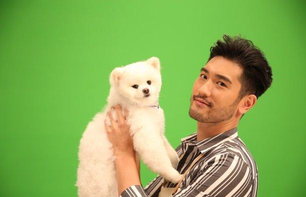 bella|生前珍贵影像公开！Bella分享男友日常照，甜蜜互动引人唏嘘