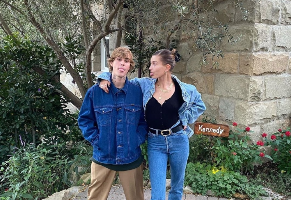 贾斯汀·比伯|比伯前任现任扯头花？海莉无意提及赛琳娜，被质疑后删除社交账号