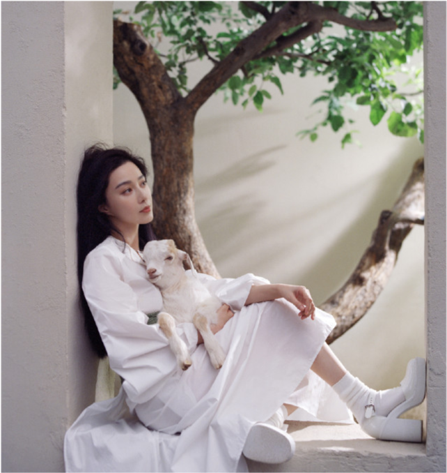 范冰冰|范冰冰全面复工拍电影？受访称目前正在做剧本，将有一个新电影要开机