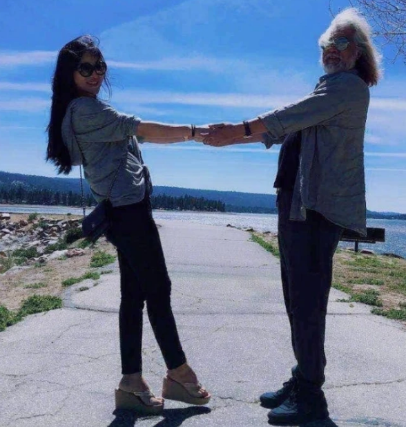 张纪中|频晒与张纪中日常被嘲爱慕虚荣，杜星霖霸气回怼：燕雀安知鸿鹄之志