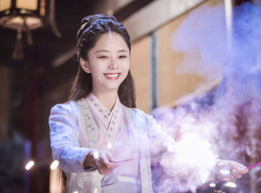 金鹰女神|金鹰女神候选名单曝光：杨紫宋茜均入围，谭松韵两部爆款优势突出