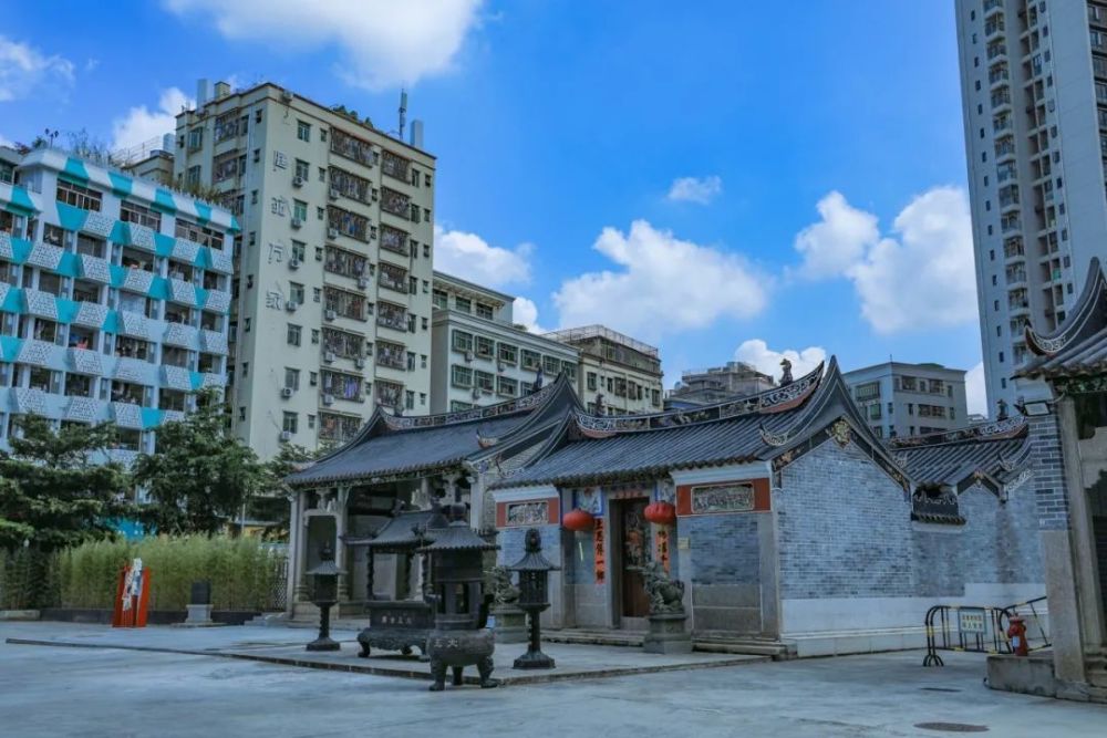 古朴风情点缀在蓝天下邂逅古韵宝安