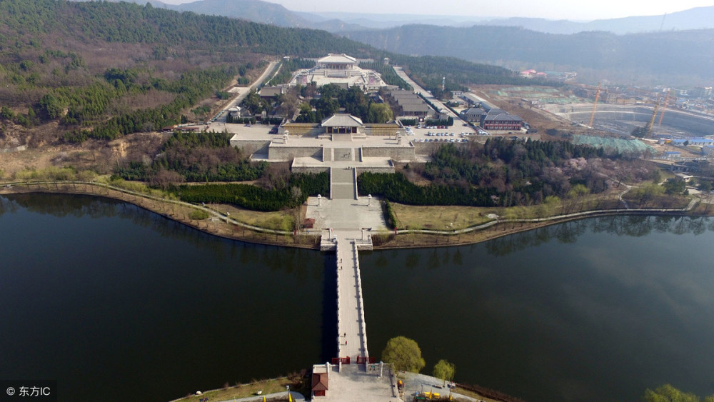 有三座皇陵,一个挖不开,一个不敢挖,一个不能挖