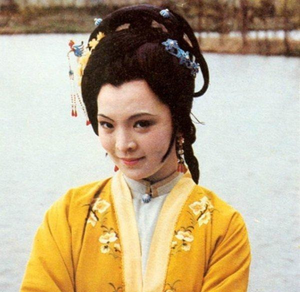 薛姨妈|红楼梦中，薛姨妈为何不替薛蟠求娶黛玉，而是娶了夏金桂呢？