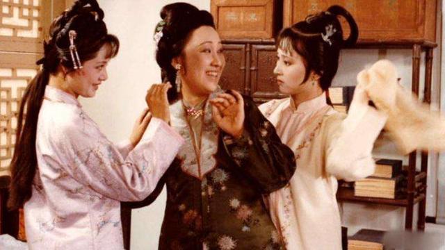 薛姨妈|红楼梦中，薛姨妈为何不替薛蟠求娶黛玉，而是娶了夏金桂呢？