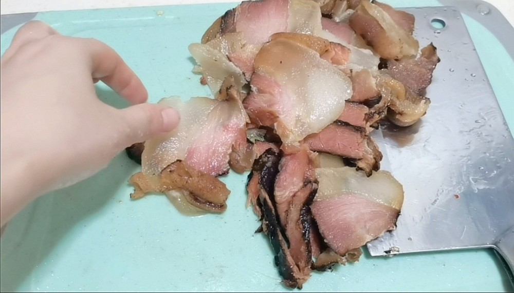 腊肉外面发霉怎么清洗干净『腊肉外面发霉怎么清洗干净图片』