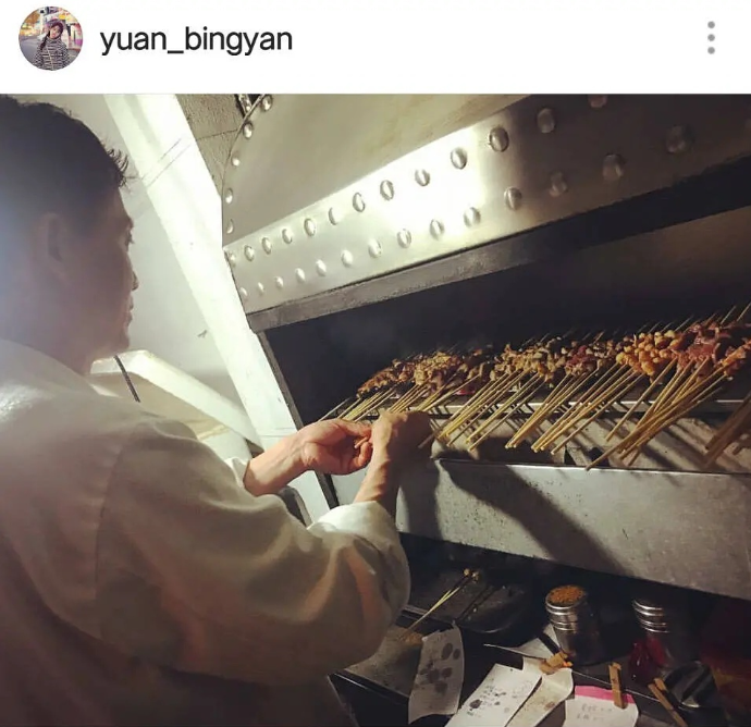 张艺兴|袁冰妍黑历史遭扒！疑故意倒贴张艺兴制造绯闻，被卓伟暗讽炒作