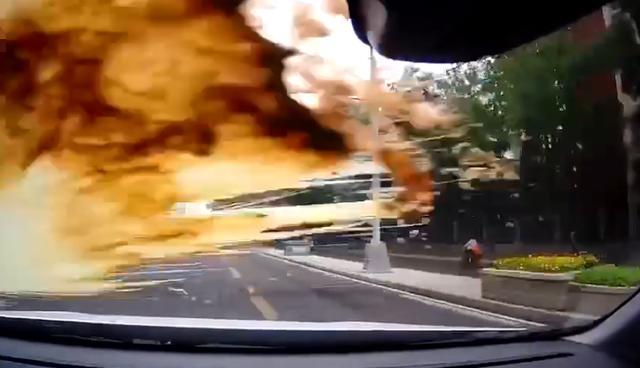 黑车|北京泼咖啡车主被刑拘，手写道歉信认错，网友不买账：他是惯犯！