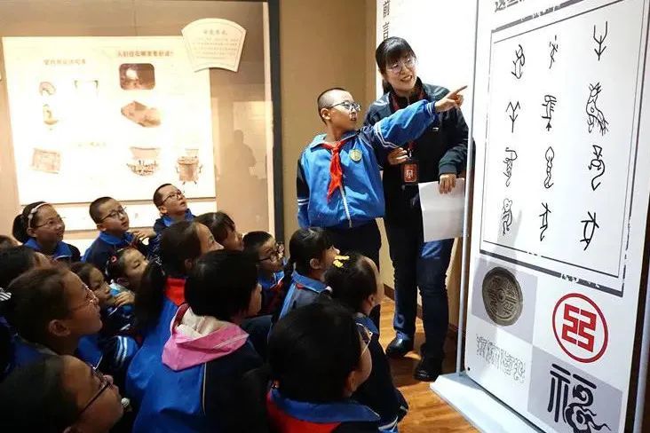 国博|国博“创造，我们的发现之旅”流动展在甘肃镇原开幕