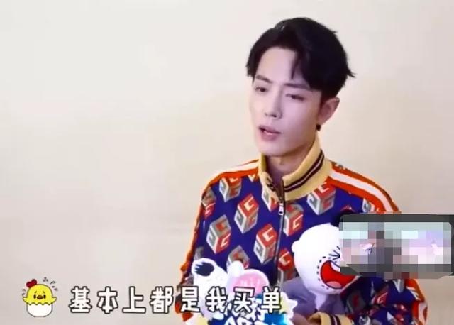 群众演员|《王牌》火热拍摄中，剧组请所有群演喝饮料，事后才知是肖战请客