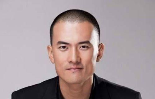 赫子铭|靠老婆走红，婚后却抛妻弃子，如今现身街头无人识！