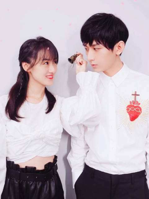 琉璃收官云歌会|《琉璃收官云歌会》评分2.1，近3000条评论吐槽成毅，让他尊重女性