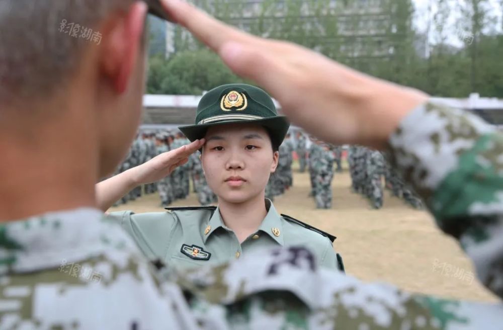 又颯!南華大學有個教官姐姐_騰訊新聞