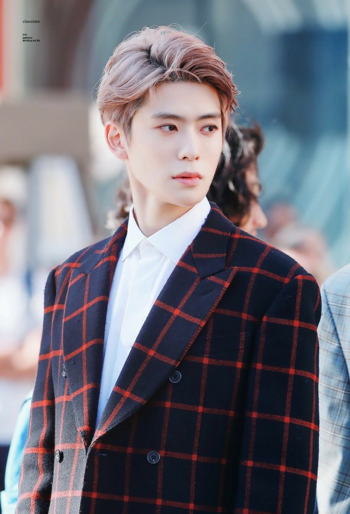 男爱豆们露出额头有多好看