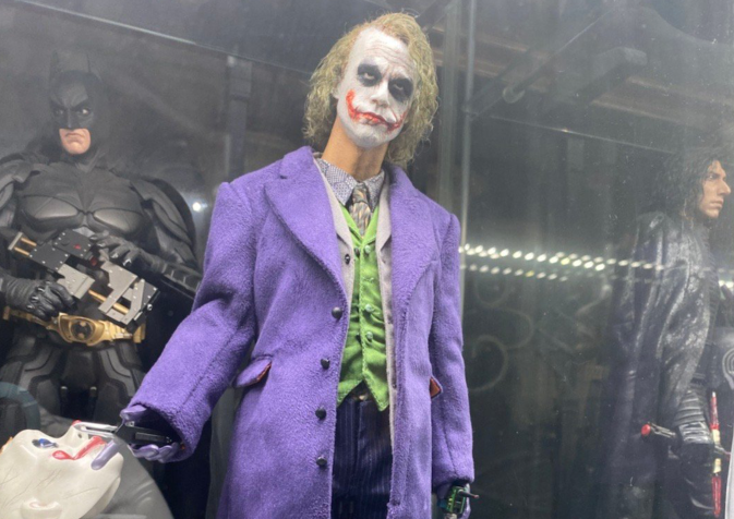 土豪手办收藏被曝光,dc小丑无比真实,看到张国荣的宁采臣,网友瞬间