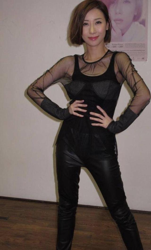香港人气女歌手泳儿现身tvb节目直言变瘦了但身材还很好