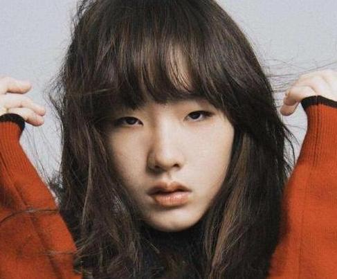 陶虹|同样被网友吐槽长得丑，陶虹坦言女儿不漂亮，小S却说孩子高级脸