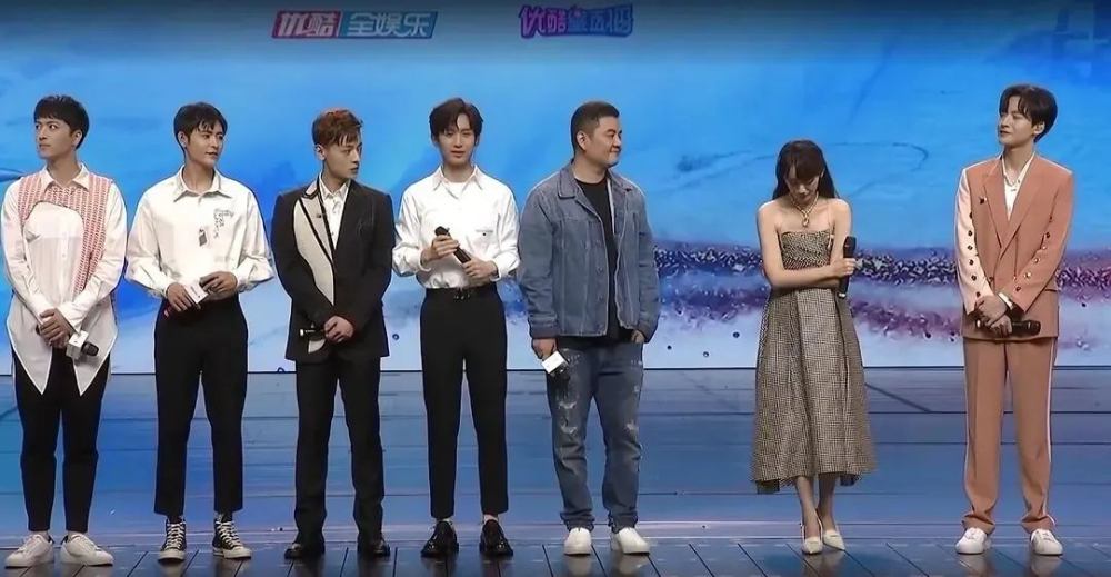 琉璃|《琉璃》云歌会被“骂上热搜”：爆款剧“售后”究竟该怎么“体面”？
