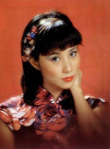 汪明荃|汪明荃为罗家英庆生，两人60多岁结婚，双双患癌却不离不弃