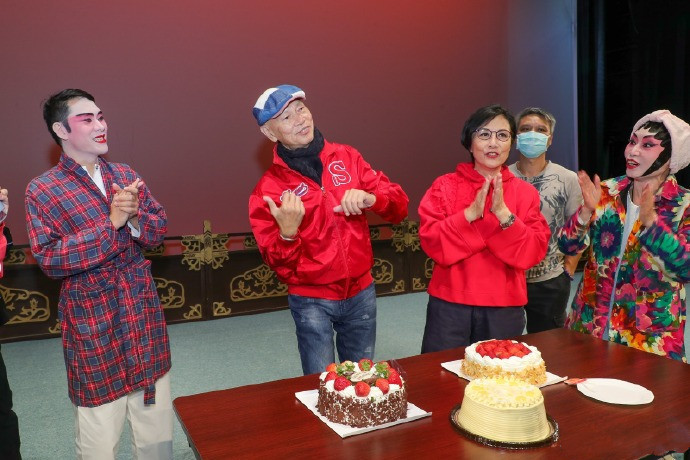 汪明荃|汪明荃为罗家英庆生，两人60多岁结婚，双双患癌却不离不弃