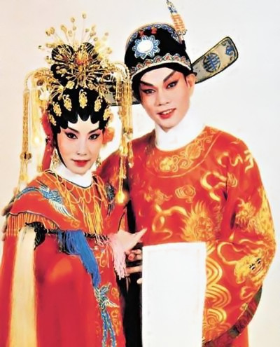 汪明荃|汪明荃为罗家英庆生，两人60多岁结婚，双双患癌却不离不弃