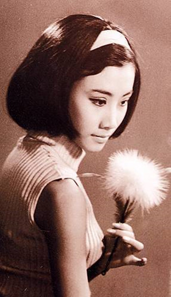 汪明荃|汪明荃为罗家英庆生，两人60多岁结婚，双双患癌却不离不弃