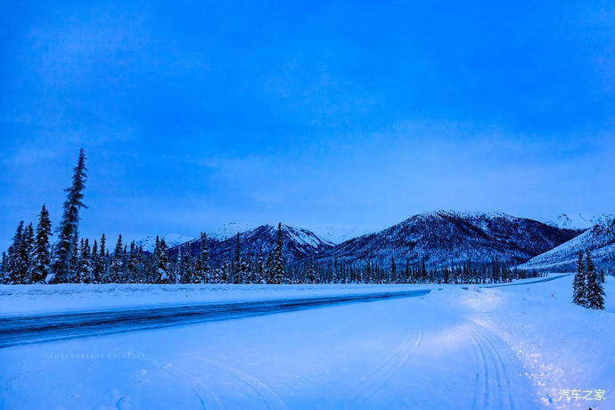 34继续欣赏北极圈内得美景:35北极圈内的美景,峻峭的雪山.