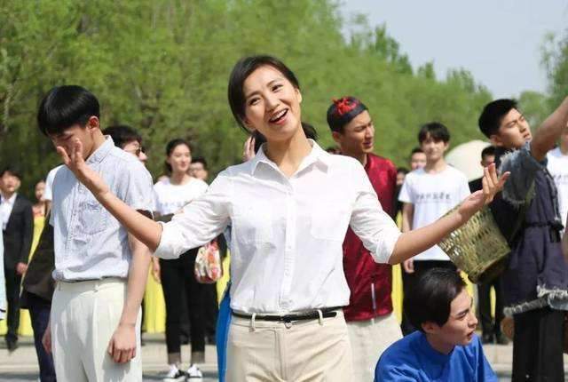 陈好|万人迷嫁富豪隐退六年，网曝陈好终于复出演戏，与黄晓明搭档主角