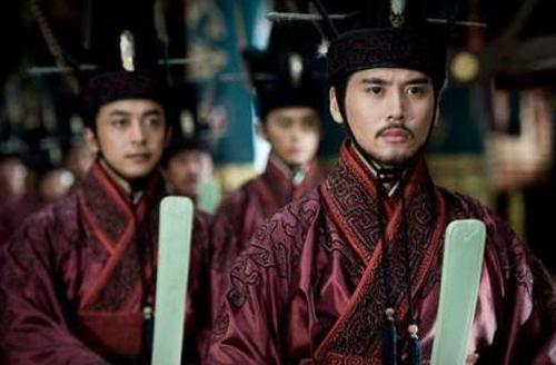 石碑|《何君阁道碑》意外被发现，还是古人护碑有法，否则它早就毁掉了