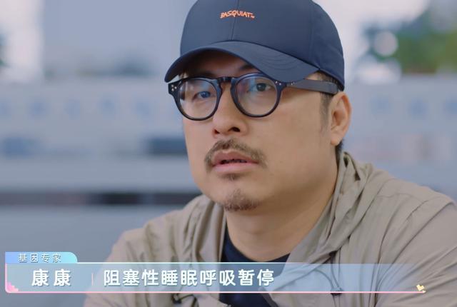 李湘|李湘太有趣了，直播间见到美食瞬间成吃货，减肥被抛在了脑后