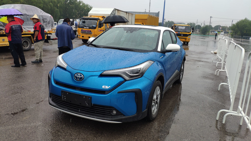 丰田奕泽izoa|2020年北京车展探馆：丰田奕泽IZOA E进擎实车