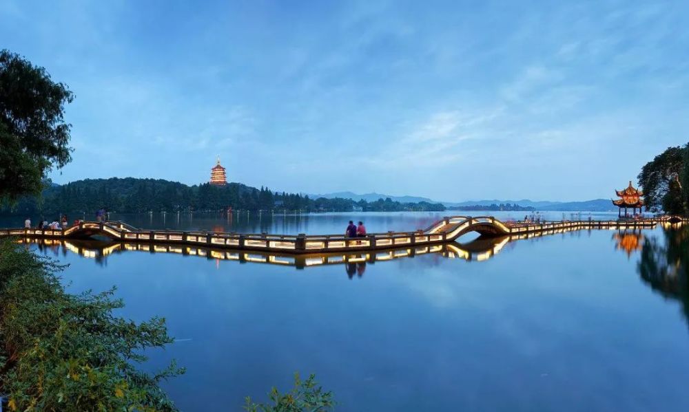 日湖|10首趣味小诗，读后心静