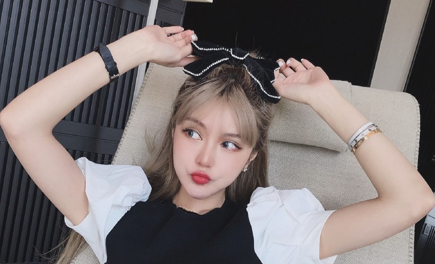 周扬青|周扬青又被骂了？深夜发文表决心，此前曾被指吃分手红利