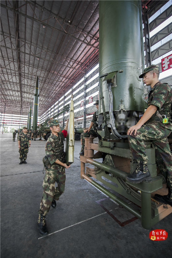 火箭军某部组织新定岗号手操作技能认证考核_腾讯新闻