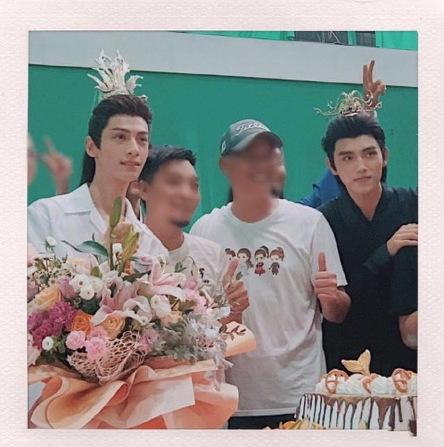 皓衣行|《皓衣行》杀青，陈飞宇变化不大，无滤镜的罗云熙太真实