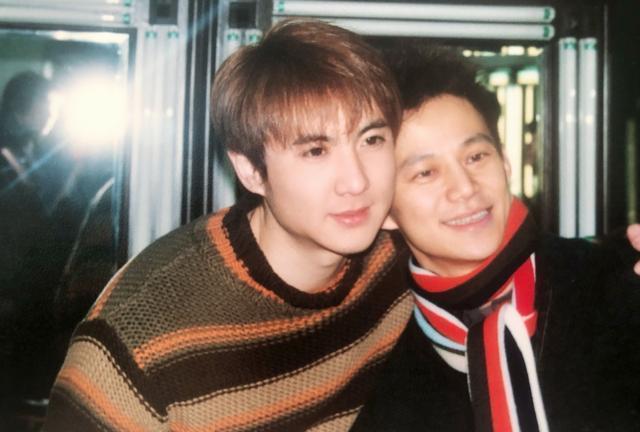 沈腾|相爱相杀，沈腾自嘲沦落到与徐峥撞脸，谁年轻时还不是个小鲜肉