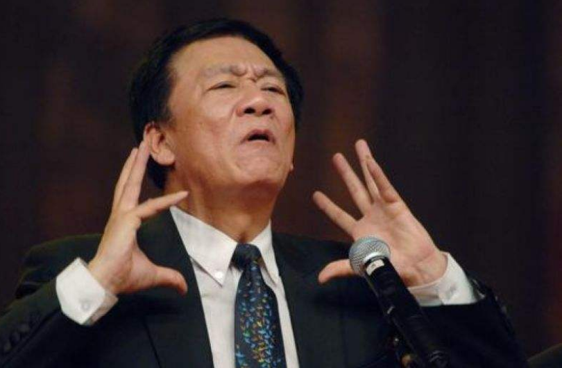 郭德纲|一首诗获网友近47万点赞：郭德纲为侯耀文写的这首诗，真有水平吗