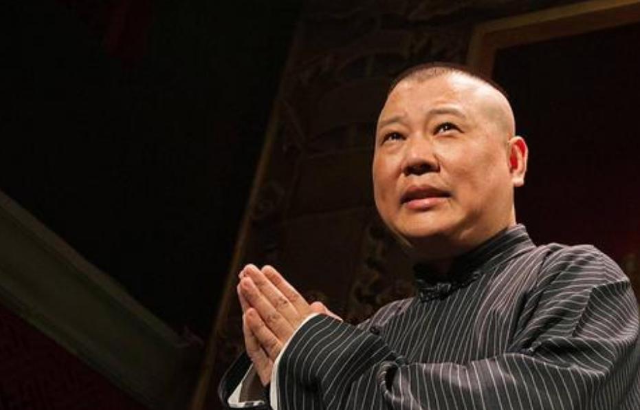 郭德纲|一首诗获网友近47万点赞：郭德纲为侯耀文写的这首诗，真有水平吗