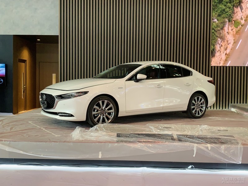 车展|2020北京车展探馆：马自达3昂克赛拉百年纪念版