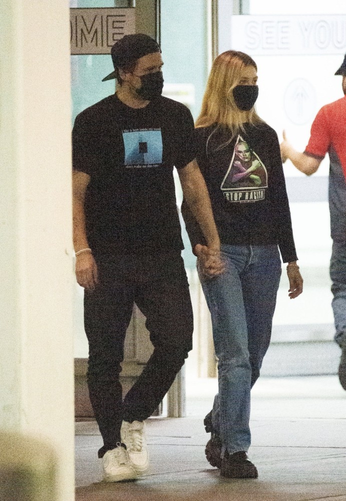 布鲁克林|贝克汉姆儿媳眼光堪忧，男友从男模到布鲁克林，还是“家世”重要