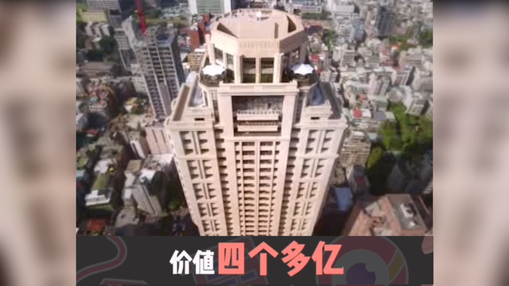 周杰伦|周杰伦“没有邻居”豪宅有多壕？门廊长18米，六根列柱值600万