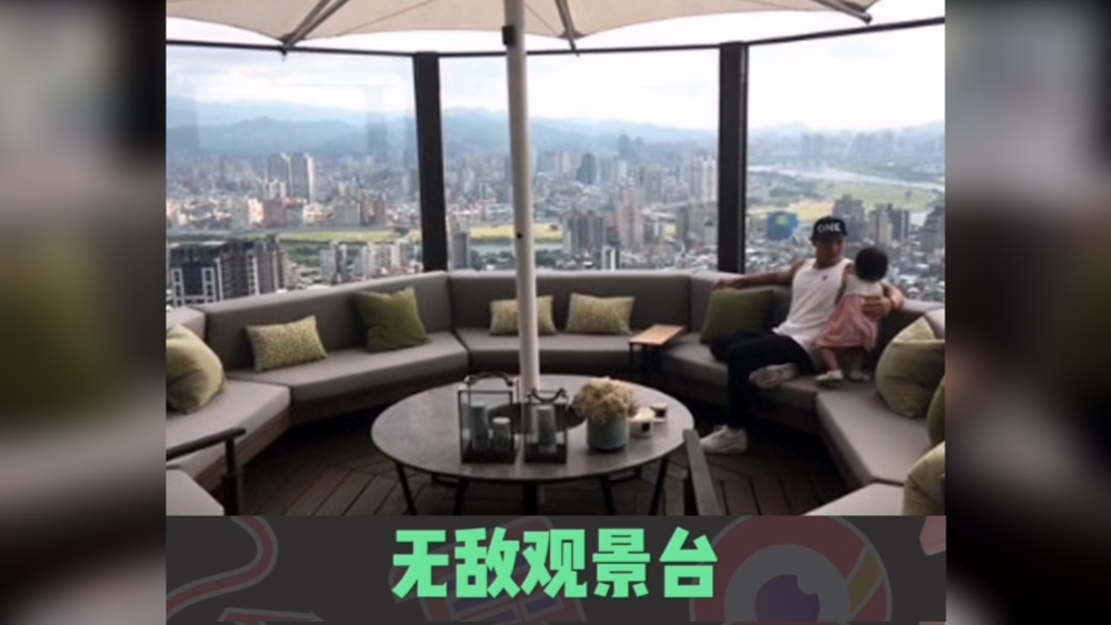 周杰伦|周杰伦“没有邻居”豪宅有多壕？门廊长18米，六根列柱值600万